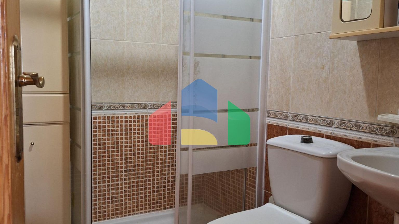 Хорошая и уютная двухкомнатная квартира в Torrevieja