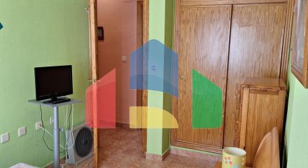 Хорошая и уютная двухкомнатная квартира в Torrevieja Хорошая и уютная двухкомнатная квартира в Torrevieja