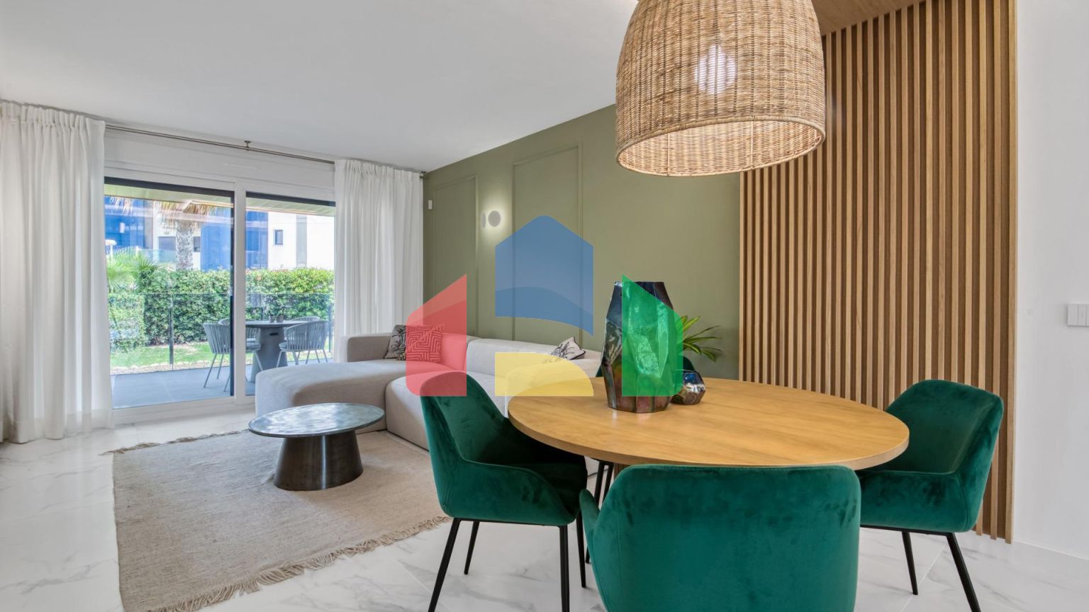 НОВЫЙ ЖИЛОЙ КОМПЛЕКС В ПУНТА-ПРИМА