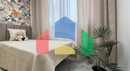 ШИКАРНАЯ КВАРТИРА ПОСЛЕ КАП. РЕМОНТА В 50 МЕТРАХ ОТ ПЛЯЖА. 4 СПАЛЬНИ. 2 ВАННЫЕ КОМНАТЫ. ПЛОЩАДЪ 105 М2.