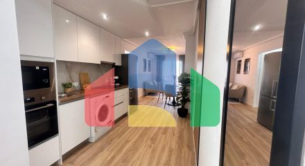 Квартира с бассейном и новым ремонтом: 2 спальни, 500 м. с пляжа Квартира с бассейном и новым ремонтом: 2 спальни, 500 м. с пляжа