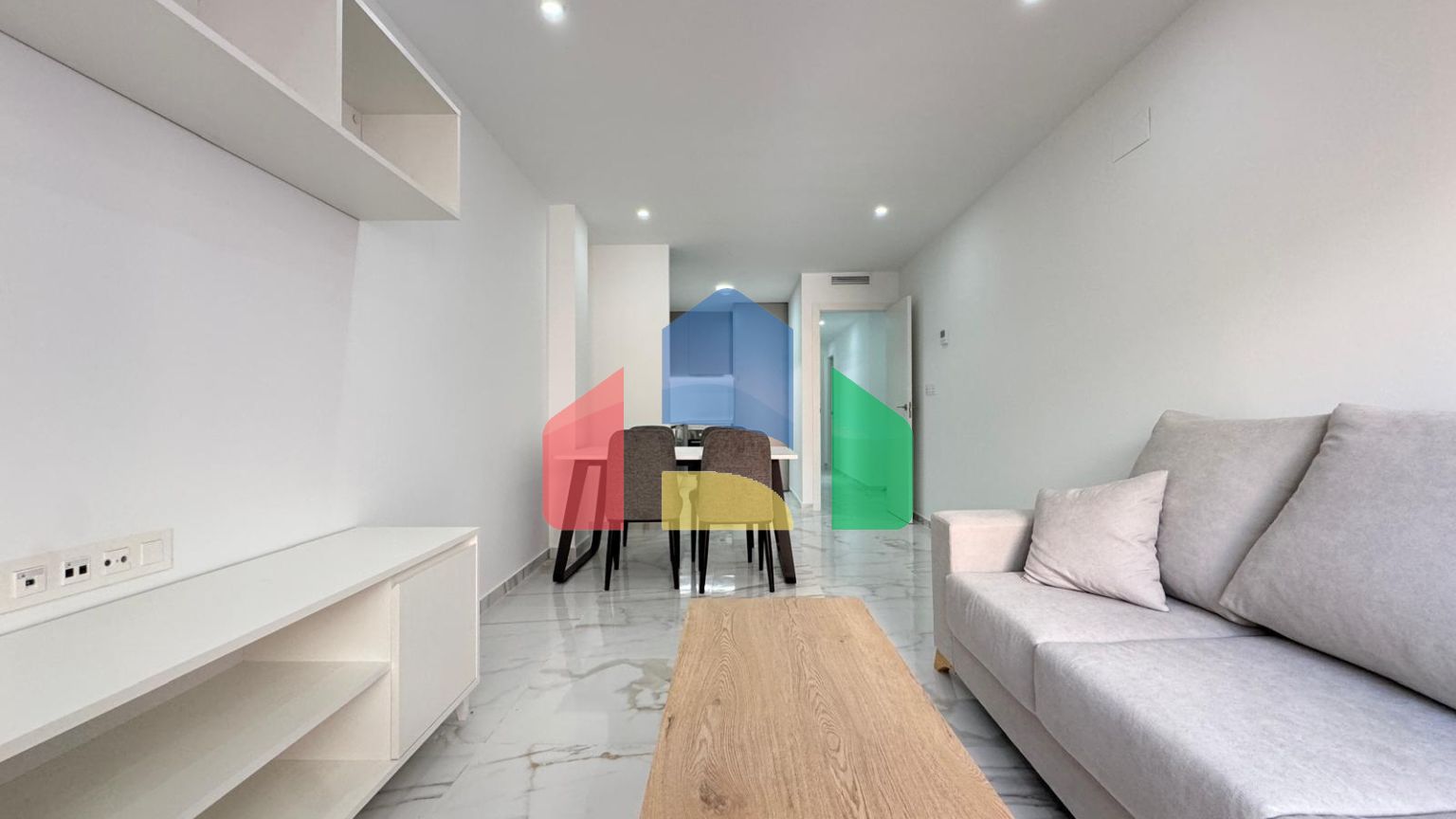 НОВЫЕ АПАРТАМЕНТЫ В КОМПЛЕКСЕ «АЛЕГРИЯ 22» 2 СПАЛЬНИ. 2 ВАННЫЕ КОМНАТЫ. ГАРАЖ. ЗОНА БАРБЕКЮ.