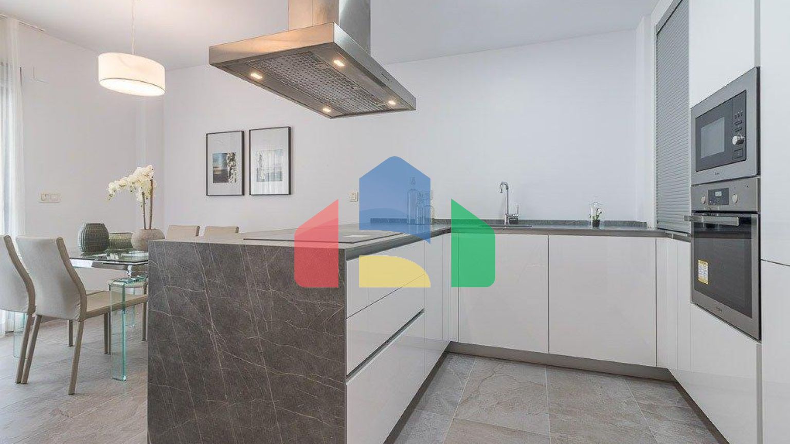 Новый жилой комплекс в Лос Балконес (Торревьеха)