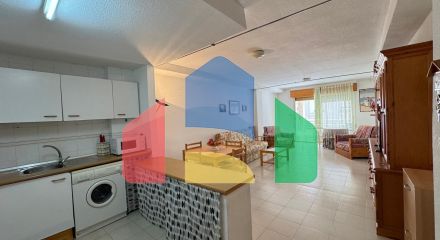 ПРОСТОРНЫЕ АПАРТАМЕНТЫ 99 М2 В 350 МЕТРАХ ОТ ПЛЯЖА. 2 СПАЛЬНИ. 1 ВАННАЯ КОМНАТА.