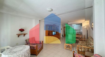 ПРОСТОРНЫЕ АПАРТАМЕНТЫ 99 М2 В 350 МЕТРАХ ОТ ПЛЯЖА. 2 СПАЛЬНИ. 1 ВАННАЯ КОМНАТА.