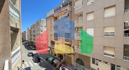 ПРОСТОРНЫЕ АПАРТАМЕНТЫ 99 М2 В 350 МЕТРАХ ОТ ПЛЯЖА. 2 СПАЛЬНИ. 1 ВАННАЯ КОМНАТА.