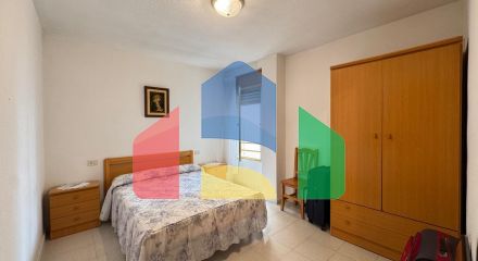 ПРОСТОРНЫЕ АПАРТАМЕНТЫ 99 М2 В 350 МЕТРАХ ОТ ПЛЯЖА. 2 СПАЛЬНИ. 1 ВАННАЯ КОМНАТА.