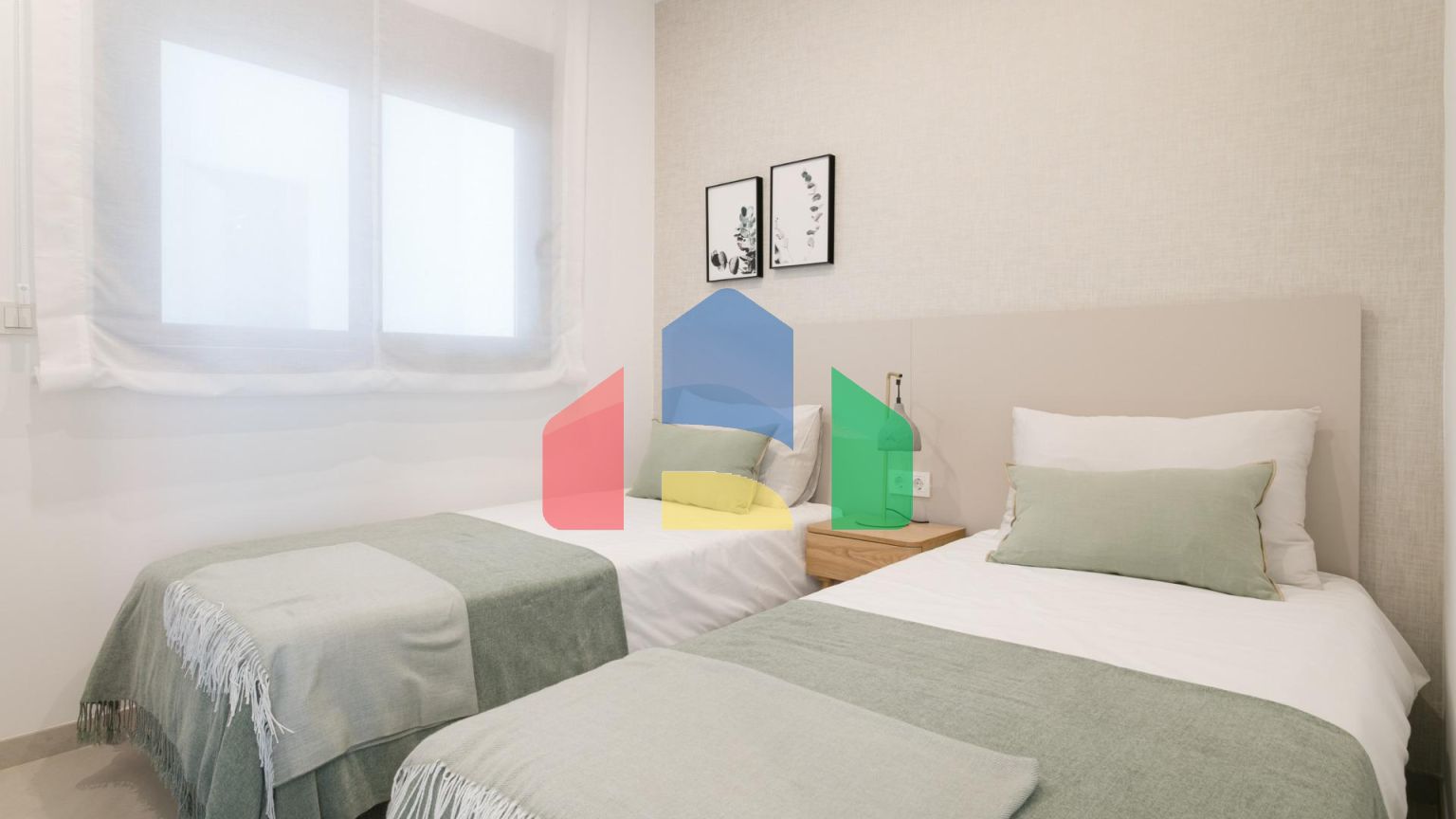 НОВАЯ ЗАКРЫТАЯ УРБАНИЗАЦИЯ В ТОРРЕВЬЕХЕ ВСЕГО В 700 М ОТ ПЛЯЖА