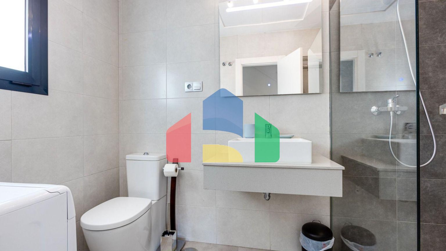 Продажа квартиры на первом этаже рядом с пляжем Ла Мата