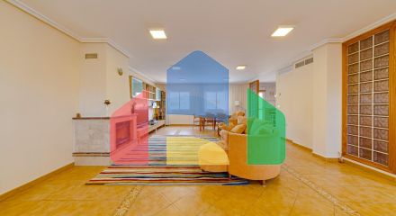 Большой угловой двухквартирный дом с видом на море, район Лос-Альтос