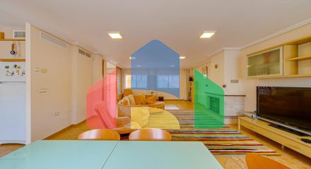 Большой угловой двухквартирный дом с видом на море, район Лос-Альтос