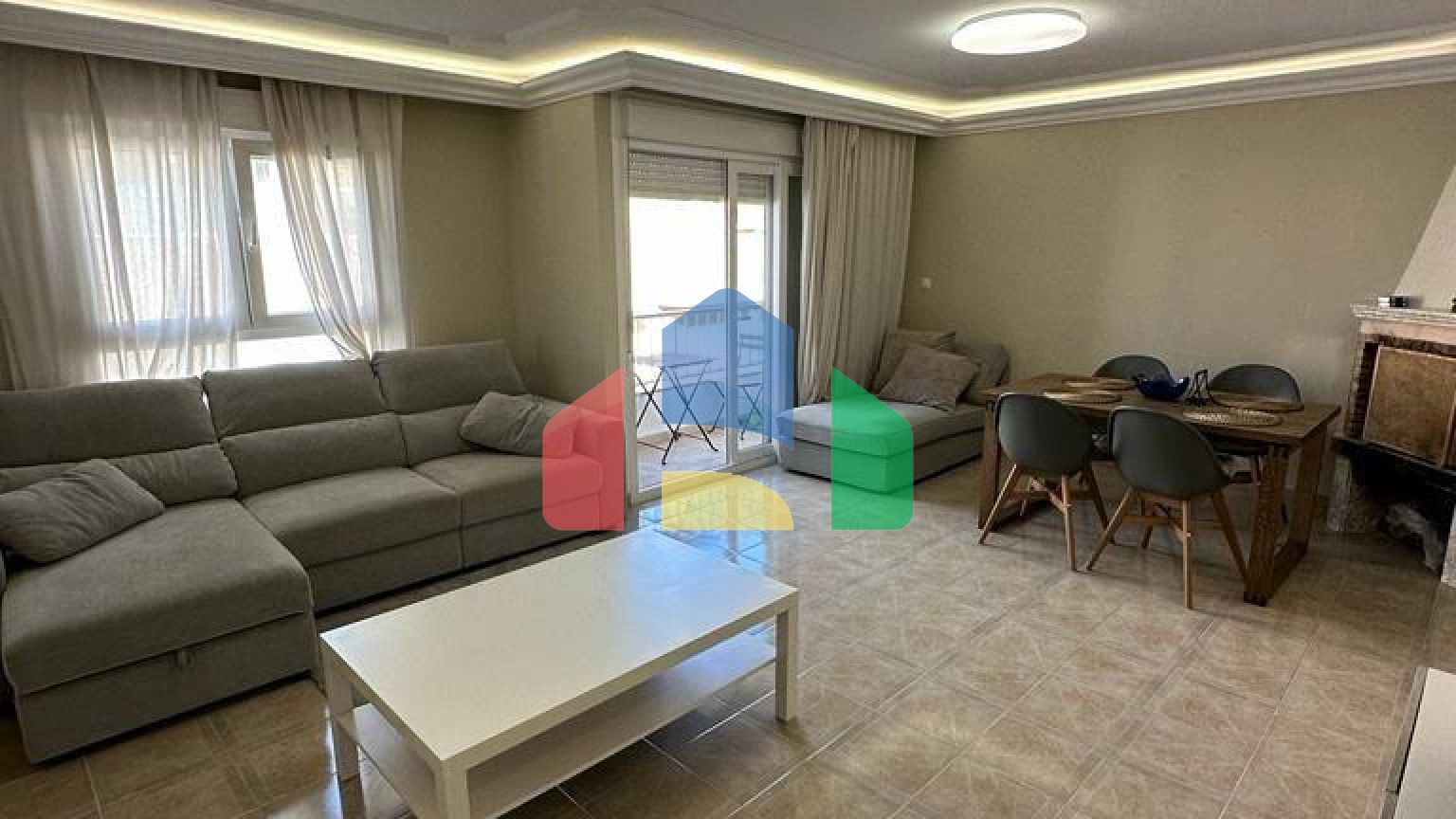 Cовременная квартира на первой линии моря в Ла Мата