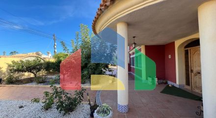 Вилла в Торревьеха ID B10285