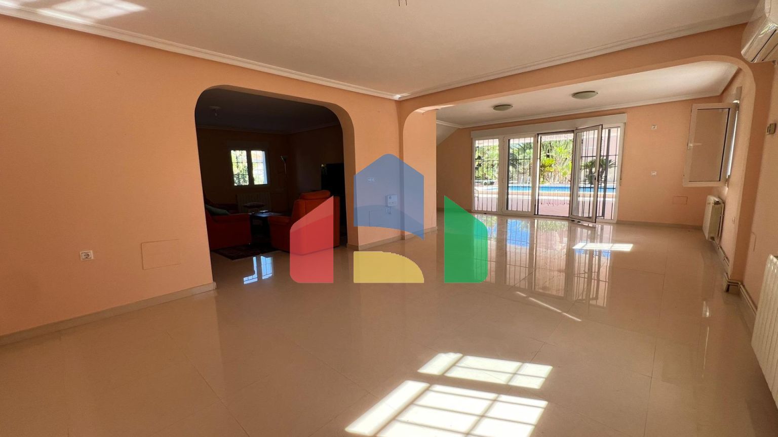 Вилла в Торревьеха ID B10285