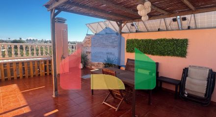 Cozy Duplex House in Torrevieja, Ideal for Your Family  3 bedrooms 2 bathrooms with communal pool and views of the pink lagoon