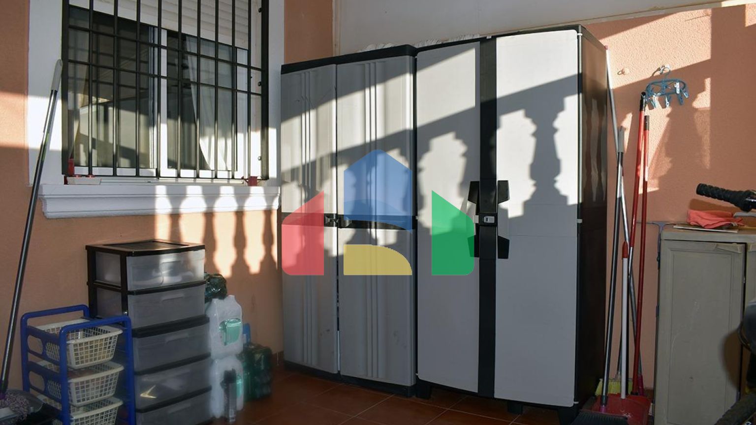 Уютный дуплекс в Торревьехе, идеальный для вашей семьи : 3 спальни и два ванных комнаты с общественным Ð±Ð°ÑÑ