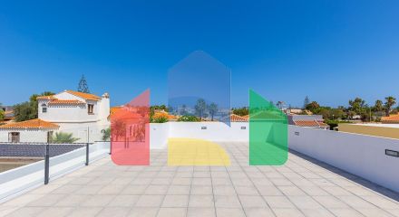 Одноэтажные виллы с частным бассейном в Торревьехе Одноэтажные виллы с частным бассейном в Торревьехе