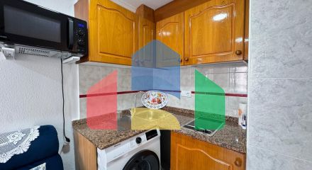 СТУДИЯ В 250 МЕТРАХ ОТ ПЛЯЖА ЛОС ЛОКОС. 25 М2. С БАССЕЙНОМ ОБЩЕГО ПОЛЬЗОВАНИЯ.