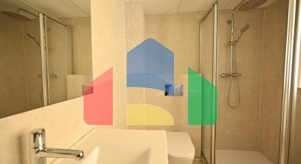 Роскошная квартира на первой линии с прямым видом на море, 3 спальни, 2 ванные комнаты