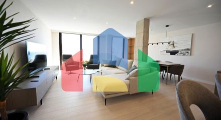 Роскошная квартира на первой линии с прямым видом на море, 3 спальни, 2 ванные комнаты