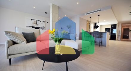 Роскошная квартира на первой линии с прямым видом на море, 3 спальни, 2 ванные комнаты