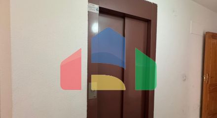 Просторная квартира в самом центре Торревьехи, в нескольких шагах от пляжа