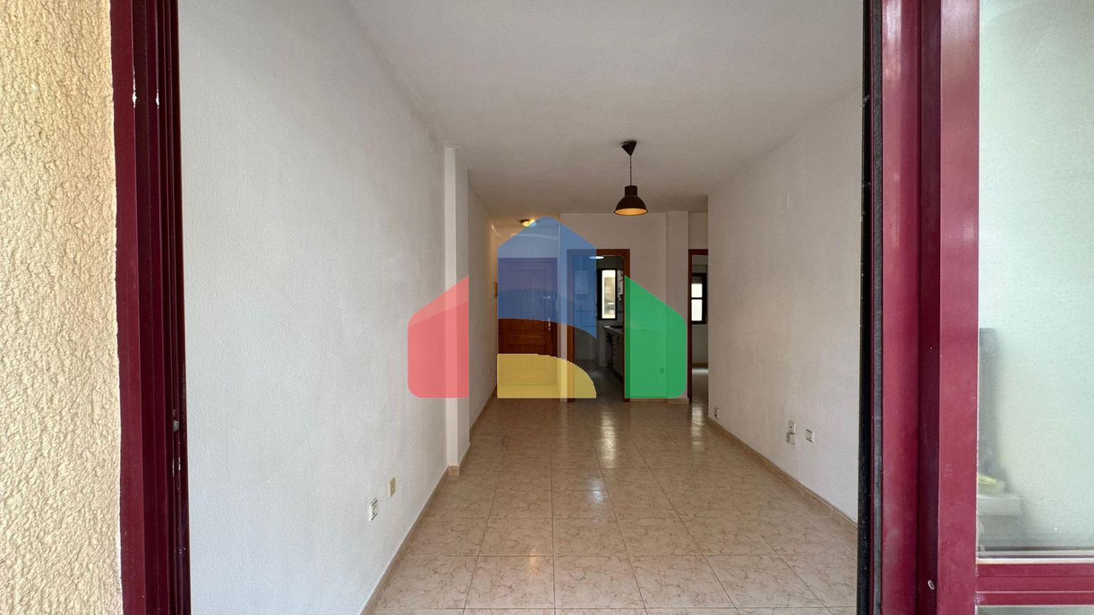 Просторная квартира в самом центре Торревьехи, в нескольких шагах от пляжа