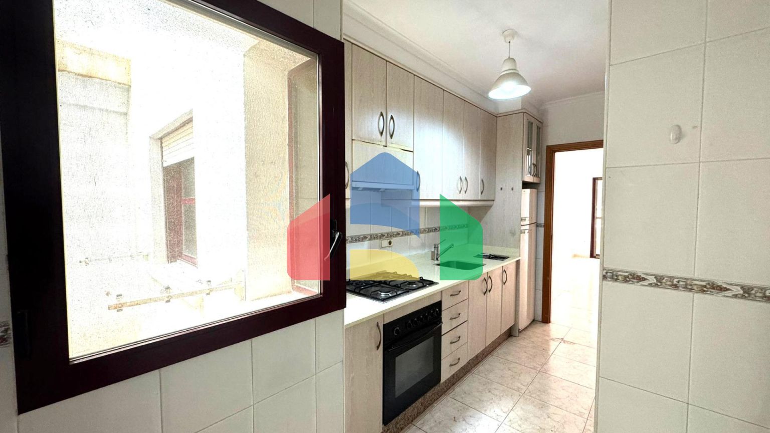 Просторная квартира в самом центре Торревьехи, в нескольких шагах от пляжа