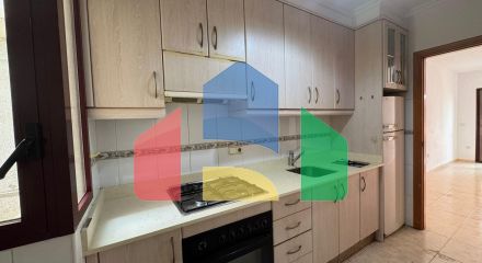 Просторная квартира в самом центре Торревьехи, в нескольких шагах от пляжа