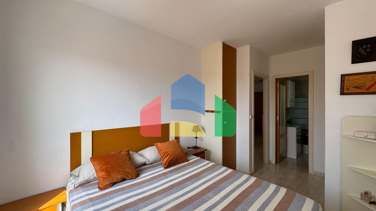 КВАРТИРА В ЦЕНТРЕ ТОРРЕВЬЕХЕ С БАССЕЙНОМ. 1 СПАЛЬНЯ. 1 ВАННАЯ КОМНАТА. 48М2.