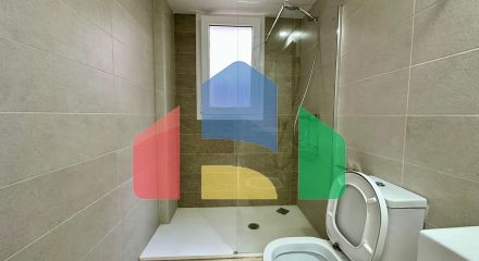 Пентхаус с видом на море, 3 спальнями, 50 м. от пляжа, гараж, кладовая и 2 террасы.