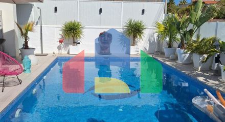 Beautiful luxury villa in La Siesta