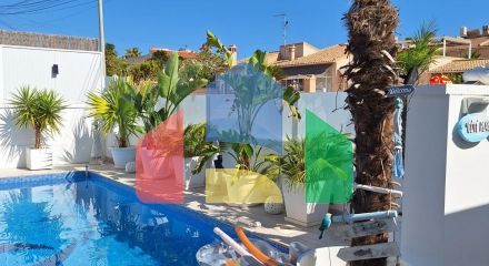 Beautiful luxury villa in La Siesta