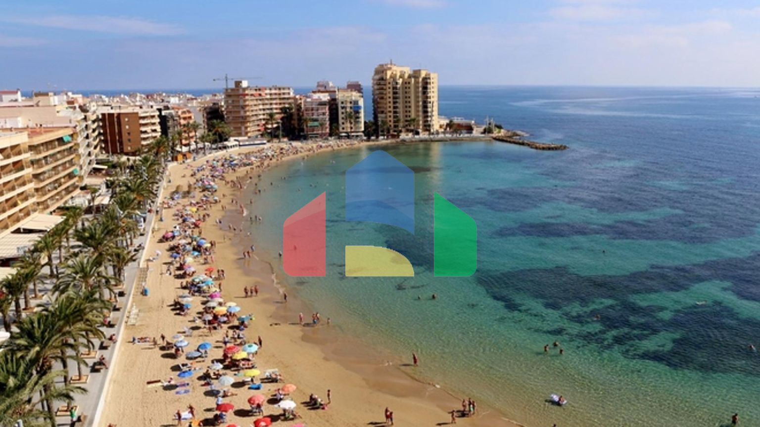 Современные апартаменты рядом с Плайя-дель-Кура в Торревьехе