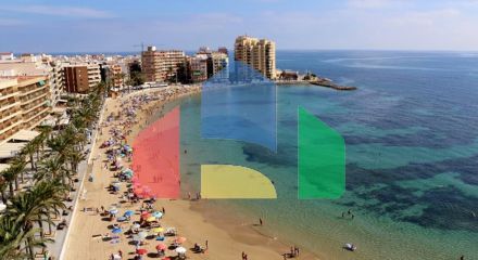 Современные апартаменты рядом с Плайя-дель-Кура в Торревьехе