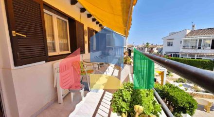 БУНГАЛО ВЕРХНИЙ ЭТАЖ В ТОРРЕБЛАНКА С ОГРОМНОЙ ТЕРРАСОЙ 15 М2 И УЧАСТКОМ 20 М2. ПЛОЩЯДЪ 59 М2. ДВА КОМУНИТАРНЫХ БАСС