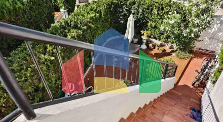 БУНГАЛО ВЕРХНИЙ ЭТАЖ В ТОРРЕБЛАНКА С ОГРОМНОЙ ТЕРРАСОЙ 15 М2 И УЧАСТКОМ 20 М2. ПЛОЩЯДЪ 59 М2. ДВА КОМУНИТАРНЫХ БАСС