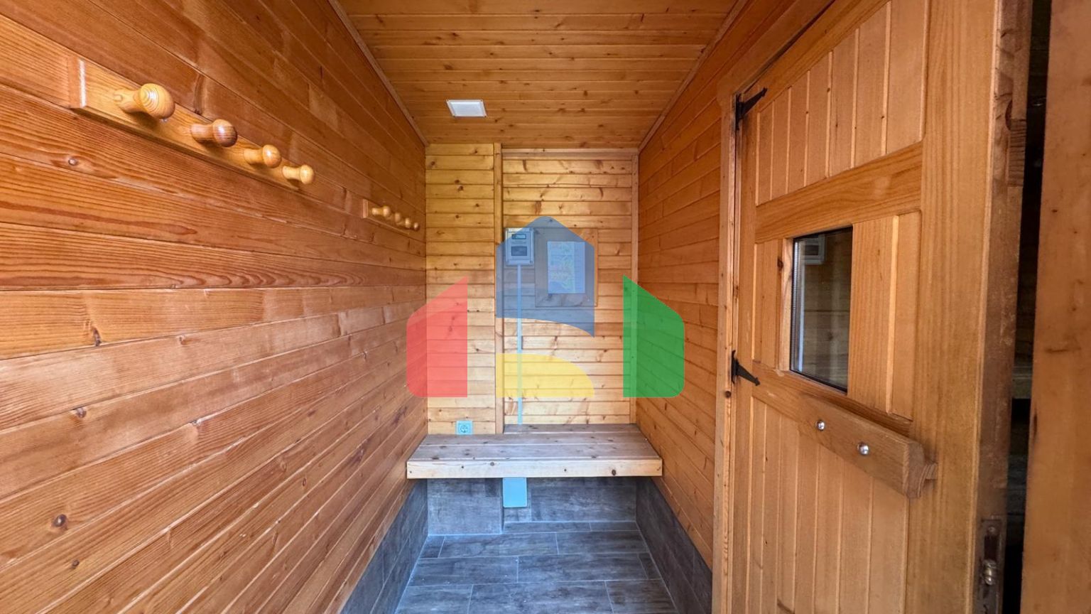 ОГРОМНЫЕ АПАРТАМЕНТЫ 158 М2 В КОМПЛЕКСЕ АЛЕГРИЯ 1 С ПАРКОВОЧНЫМ МЕСТОМ. БАССЕЙН. ДЕТСКАЯ ЗОНА. САУНА. БАРБЕКЮ.