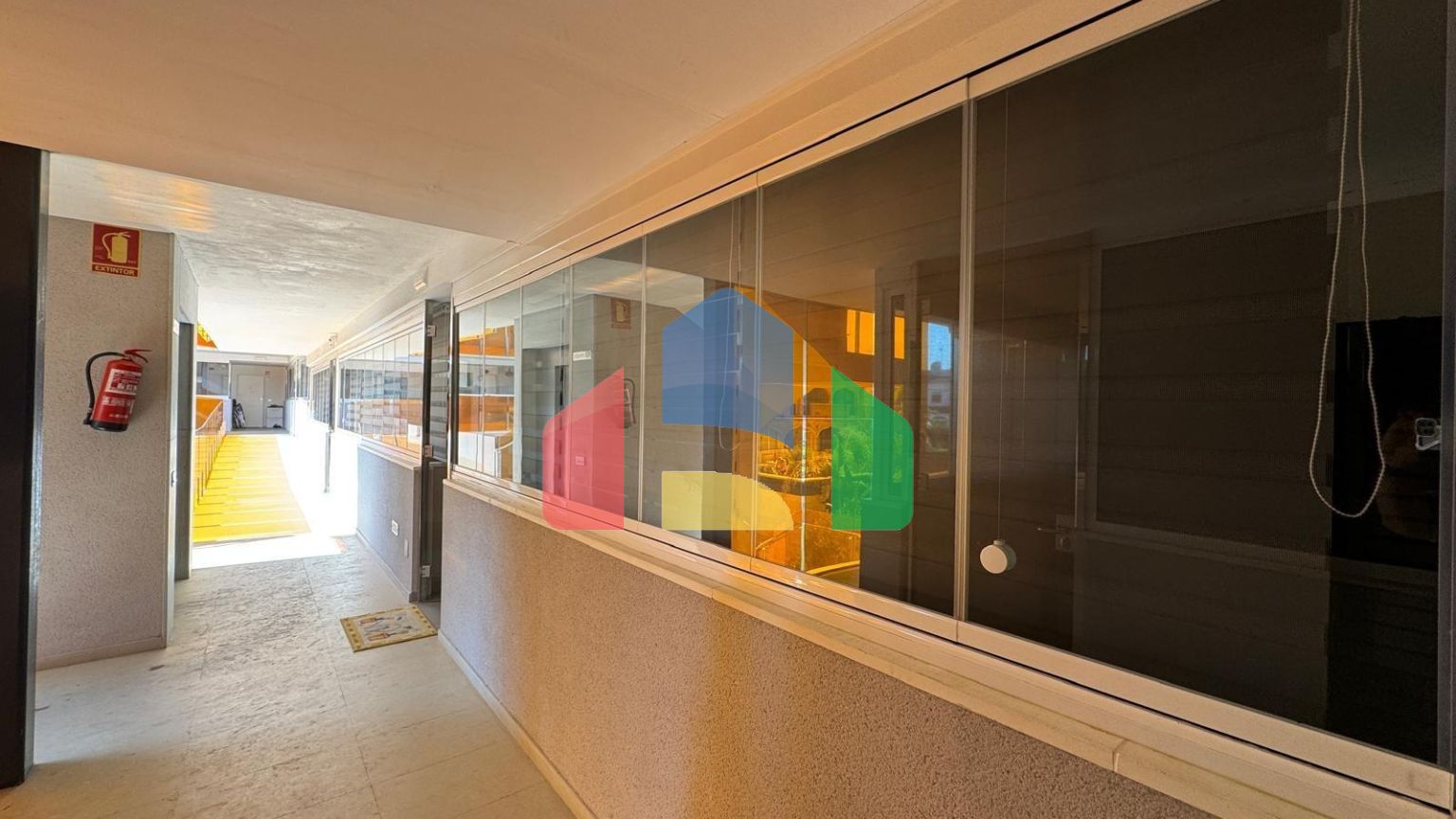 ОГРОМНЫЕ АПАРТАМЕНТЫ 158 М2 В КОМПЛЕКСЕ АЛЕГРИЯ 1 С ПАРКОВОЧНЫМ МЕСТОМ. БАССЕЙН. ДЕТСКАЯ ЗОНА. САУНА. БАРБЕКЮ.