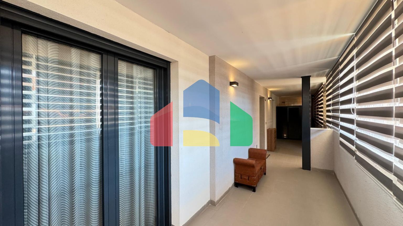 ОГРОМНЫЕ АПАРТАМЕНТЫ 158 М2 В КОМПЛЕКСЕ АЛЕГРИЯ 1 С ПАРКОВОЧНЫМ МЕСТОМ. БАССЕЙН. ДЕТСКАЯ ЗОНА. САУНА. БАРБЕКЮ.