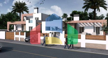 INDEPENDENT HOUSE NEAR THE BEACH IN TORREVIEJA