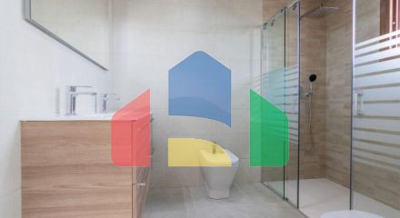 INDEPENDENT HOUSE NEAR THE BEACH IN TORREVIEJA