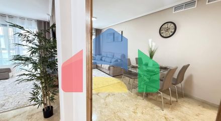 First line! Exclusive 2 bedroom, 2 bathroom apartment renovated, side sea view and pool