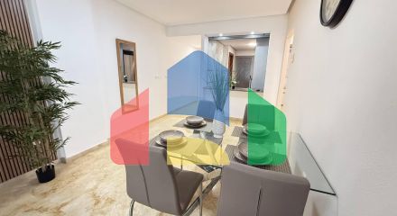 First line! Exclusive 2 bedroom, 2 bathroom apartment renovated, side sea view and pool
