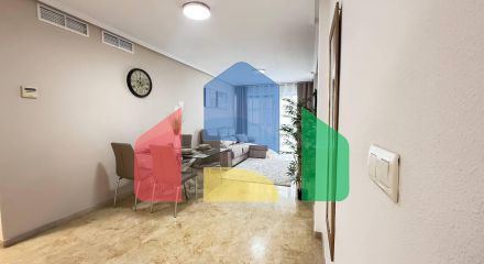 First line! Exclusive 2 bedroom, 2 bathroom apartment renovated, side sea view and pool