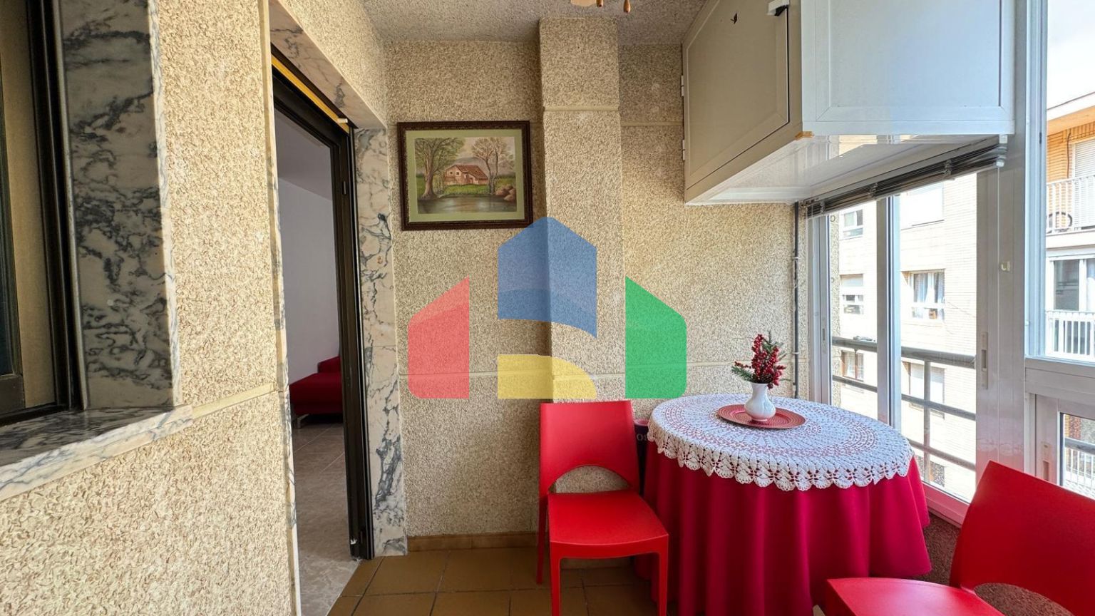 КВАРТИРА ПОСЛЕ РЕМОНТА В 200 МЕТРАХ ОТ ПЛЯЖА. 103 М2. 3 СПАЛЬНИ. 2 ВАННЫЕ КОМНАТЫ.