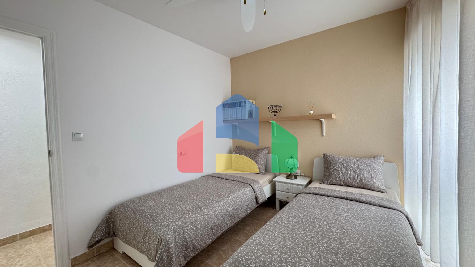 КВАРТИРА ПОСЛЕ РЕМОНТА В 200 МЕТРАХ ОТ ПЛЯЖА. 103 М2. 3 СПАЛЬНИ. 2 ВАННЫЕ КОМНАТЫ.