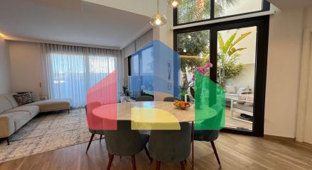 ШИКАРНАЯ ВИЛЛА ВОЗЛЕ МОРЯ. 3 СПАЛЬНИ. 3 ВАННЫЕ КОМНАТЫ. УЧАСТОК 200 М2. БАССЕЙН. СОЛЯРИЙ. ГАРАЖ.