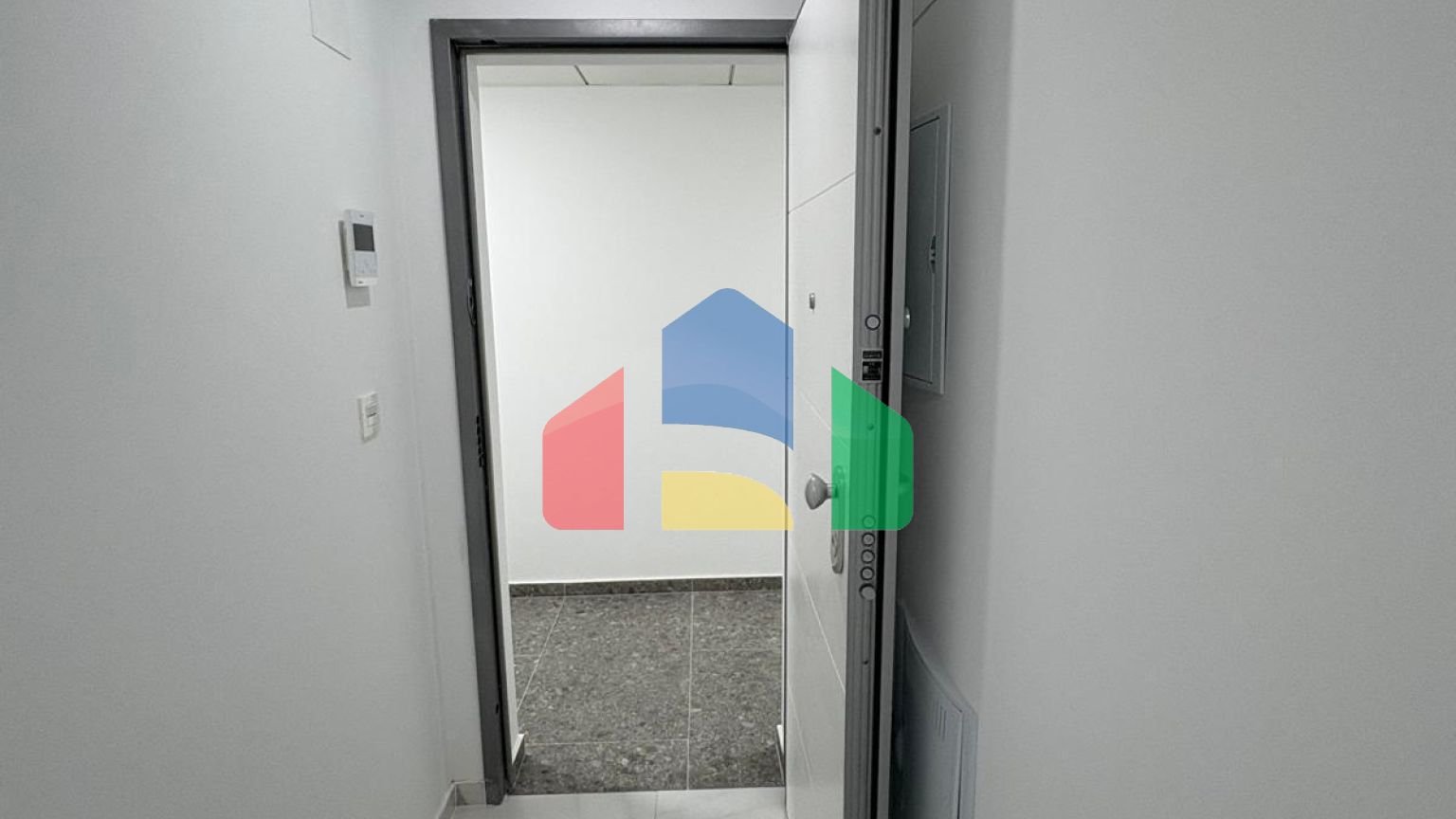 Эксклюзивная квартира в сердце Торревьехи ️ 2 спальни, ванная комната с барбекю и солярием с видом на мор