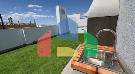 Эксклюзивная квартира в сердце Торревьехи ️ 2 спальни, ванная комната с барбекю и солярием с видом на мор